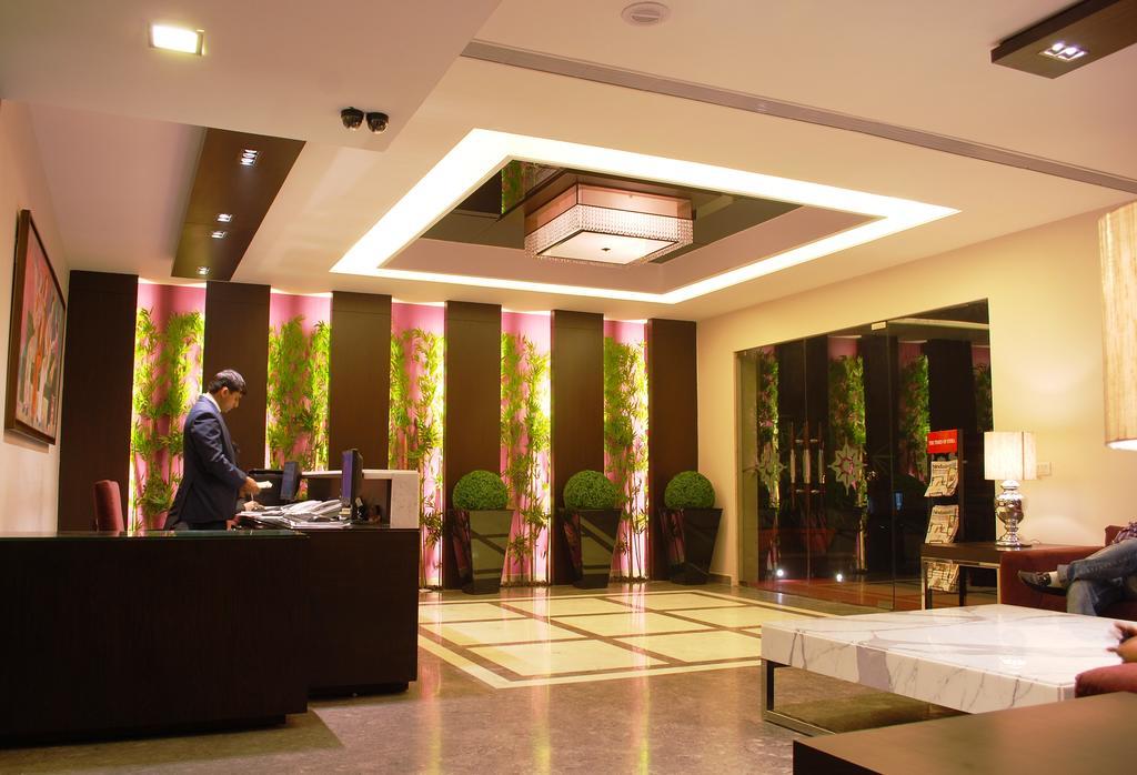 Hotel Africa Avenue Gk - 1 Neu-Delhi Exterior foto